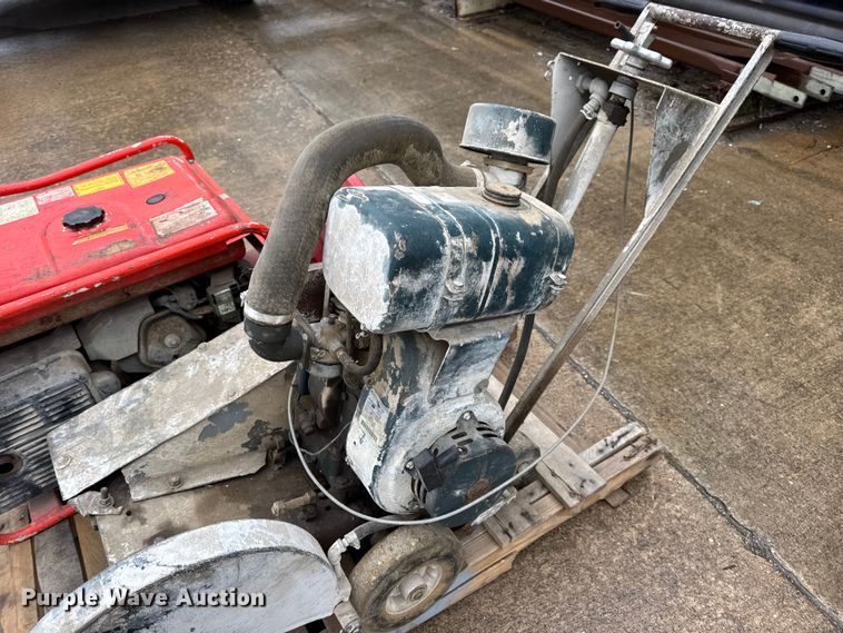 image for item EN0617 Assorted tools