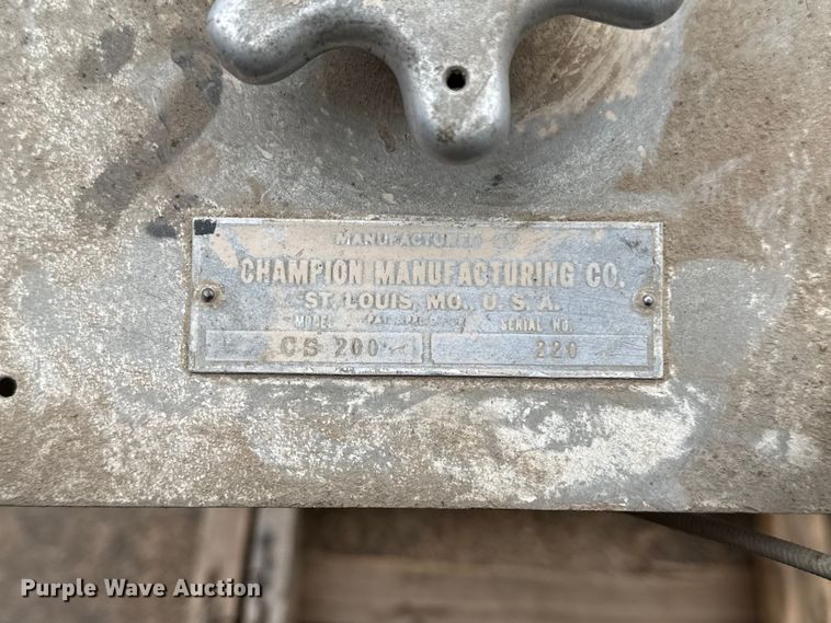 image for item EN0617 Assorted tools