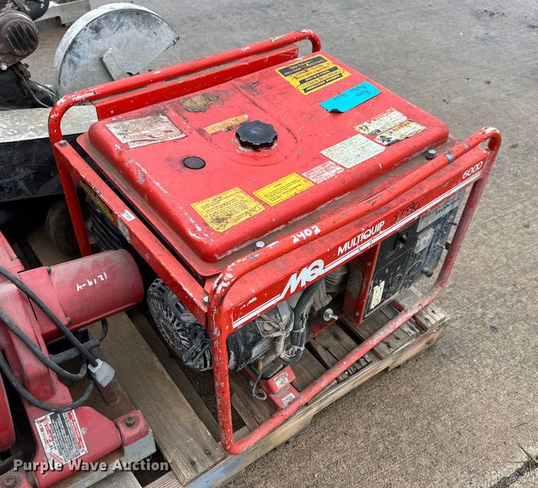 image for item EN0617 Assorted tools