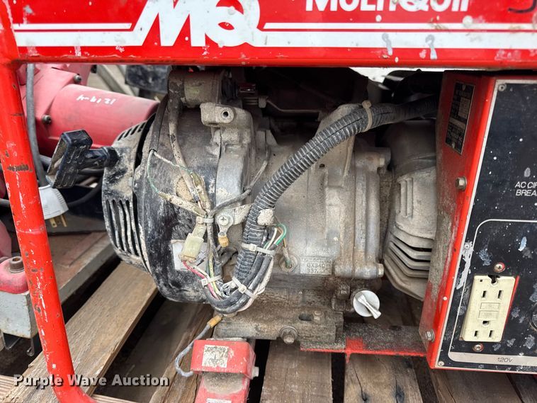 image for item EN0617 Assorted tools