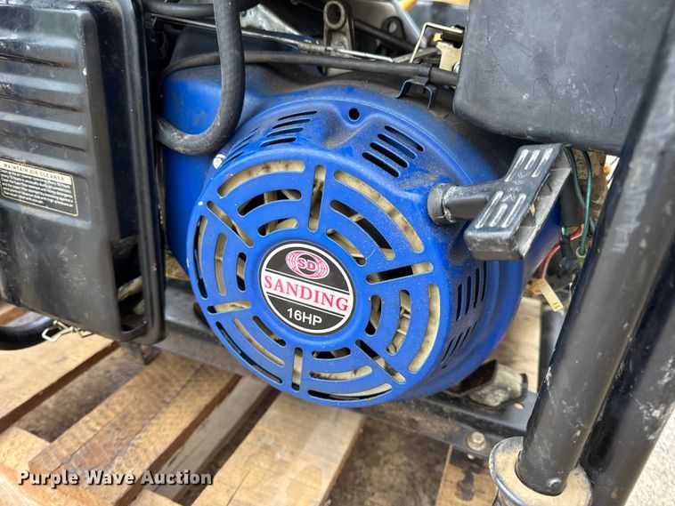 image for item EN0618 Assorted tools