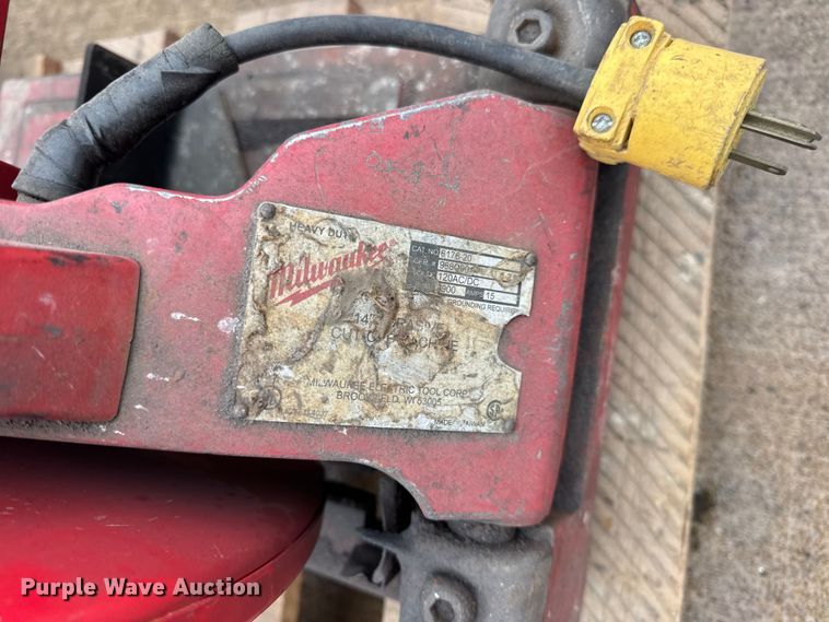 image for item EN0618 Assorted tools