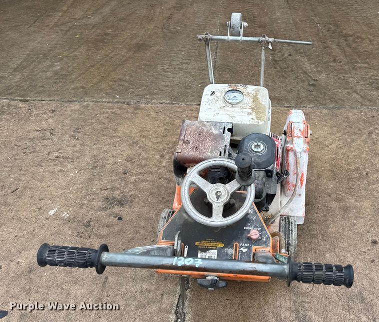 image for item EN0621 Norton Clipper C118 concrete saw