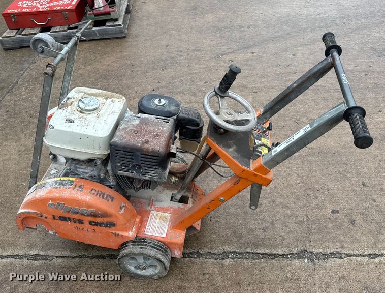 image for item EN0621 Norton Clipper C118 concrete saw