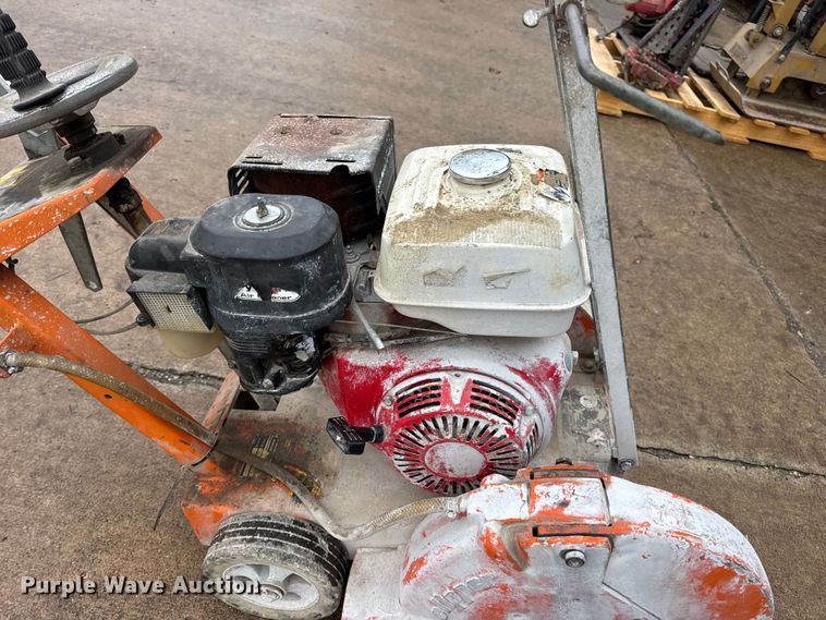 image for item EN0621 Norton Clipper C118 concrete saw