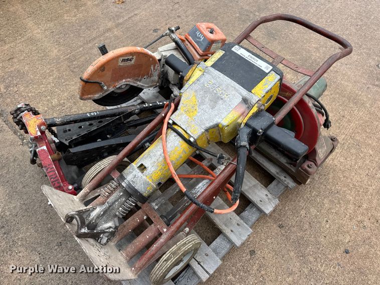 image for item EN0624 Assorted tools