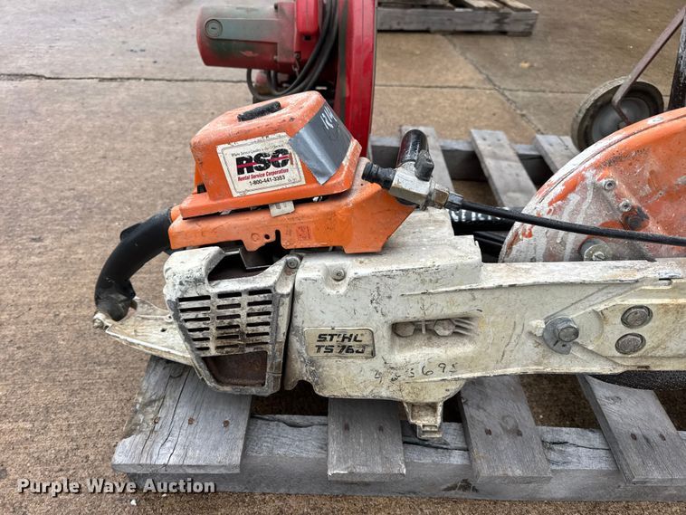 image for item EN0624 Assorted tools