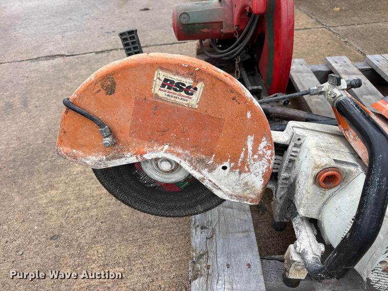 image for item EN0624 Assorted tools