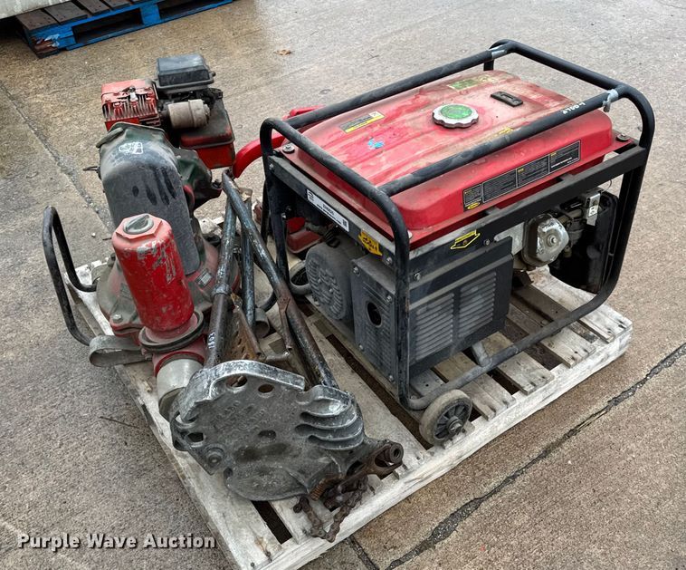 image for item EN0625 Assorted tools