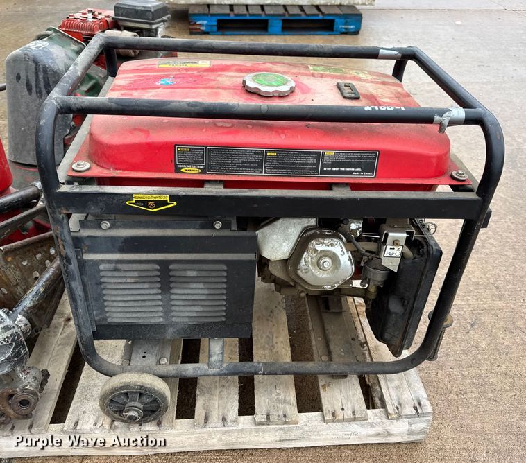 image for item EN0625 Assorted tools