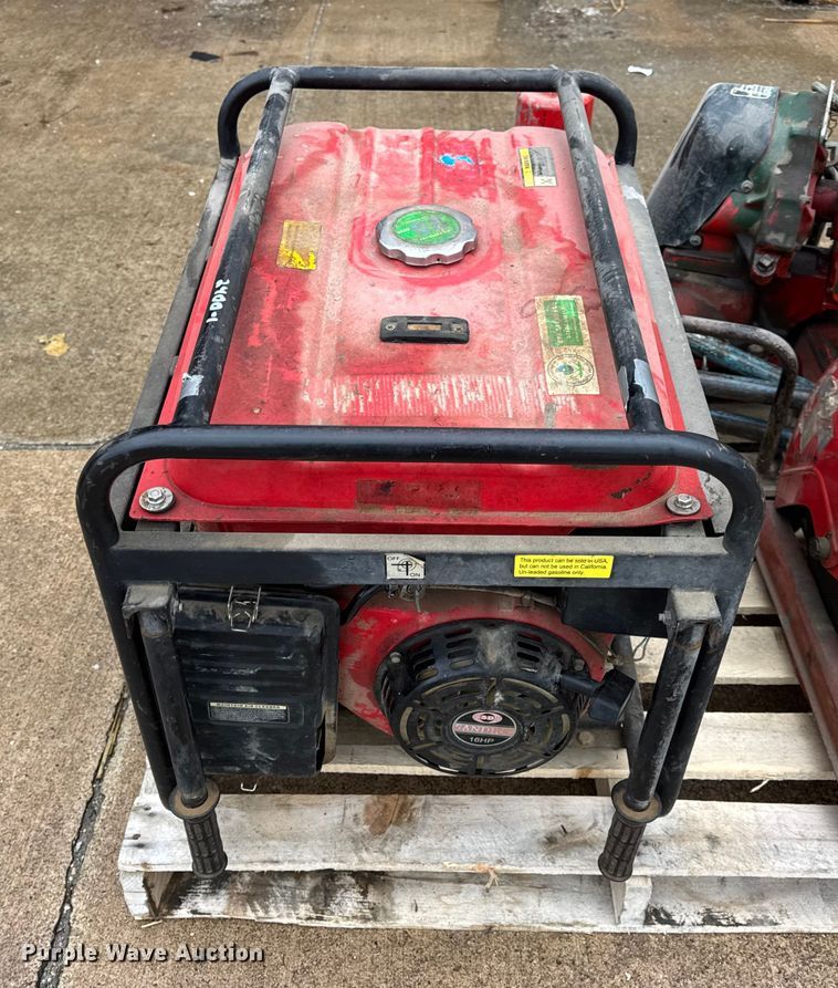 image for item EN0625 Assorted tools