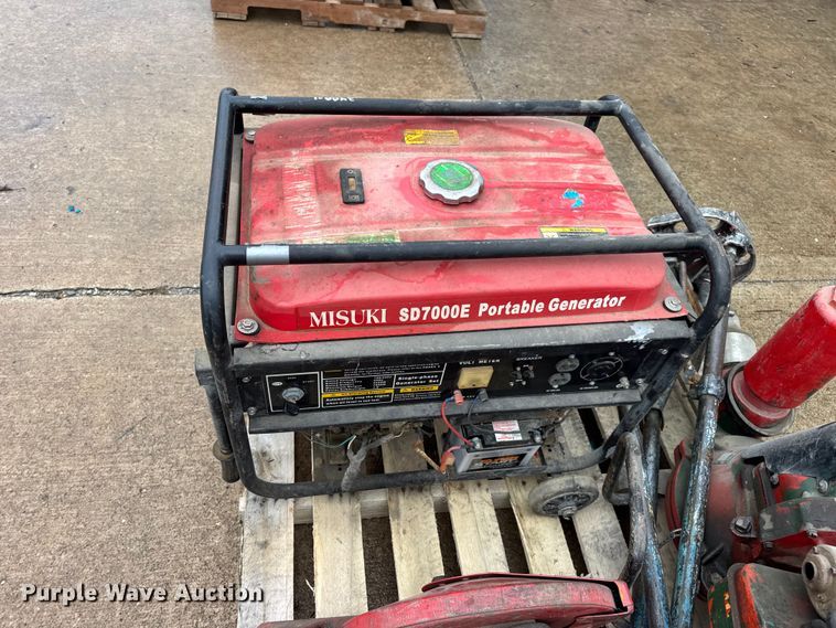 image for item EN0625 Assorted tools