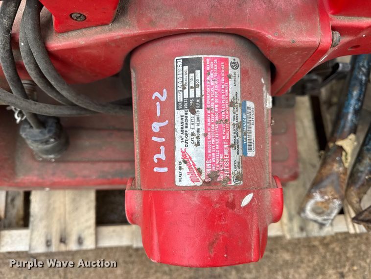 image for item EN0625 Assorted tools