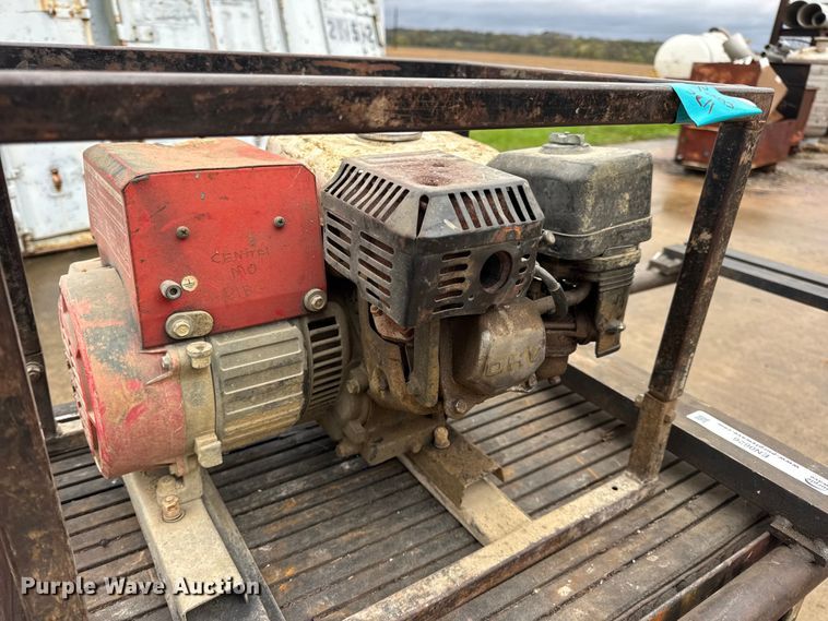 image for item EN0626 Assorted tools