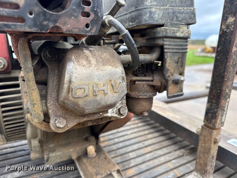 image for item EN0626 Assorted tools