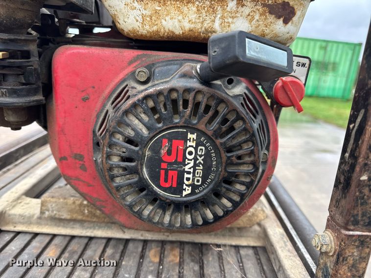 image for item EN0626 Assorted tools