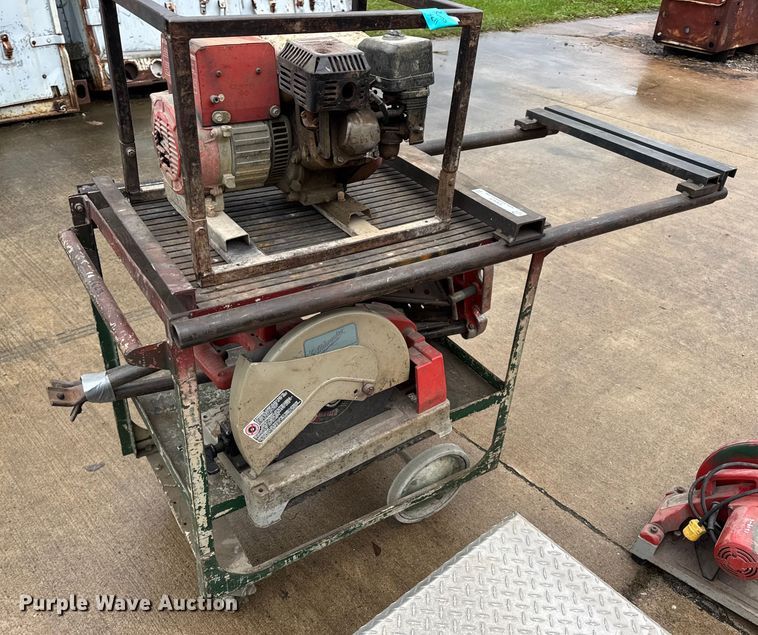 image for item EN0626 Assorted tools