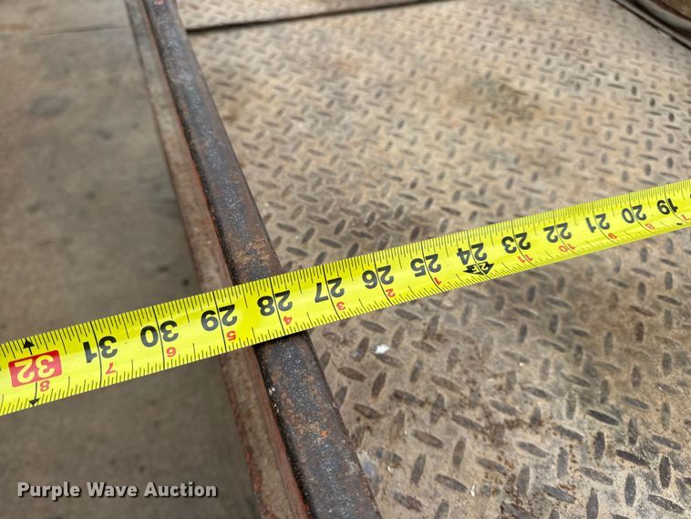 image for item EN0627 1994 SkyJack SJ-3220 scissor lift