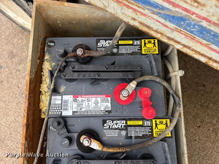 image for item EN0627 1994 SkyJack SJ-3220 scissor lift