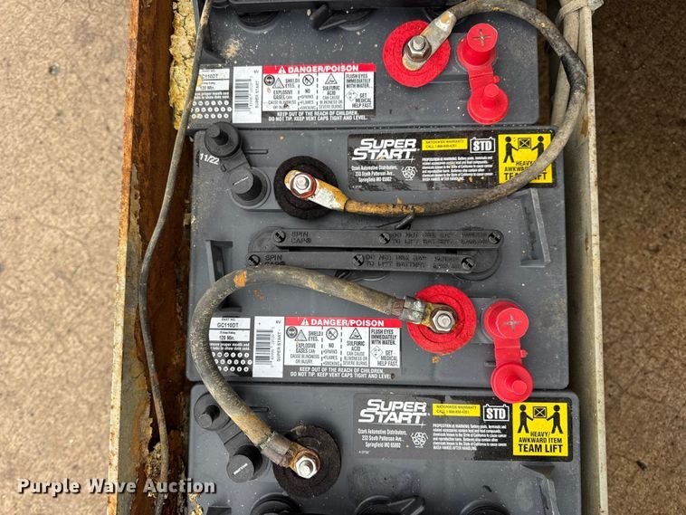 image for item EN0627 1994 SkyJack SJ-3220 scissor lift