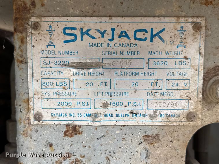 image for item EN0627 1994 SkyJack SJ-3220 scissor lift