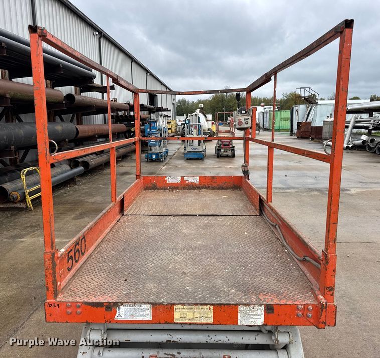 image for item EN0628 1992 SkyJack SJ-4620 scissor lift