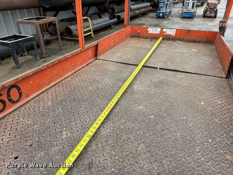 image for item EN0628 1992 SkyJack SJ-4620 scissor lift