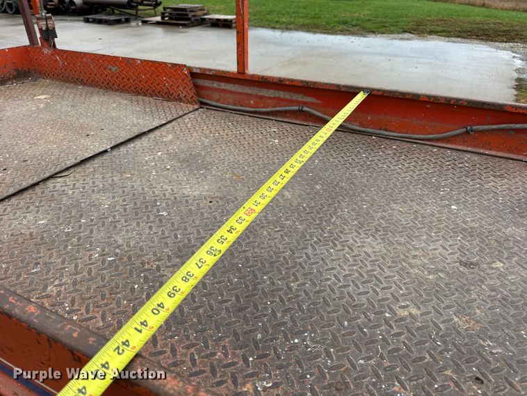 image for item EN0628 1992 SkyJack SJ-4620 scissor lift