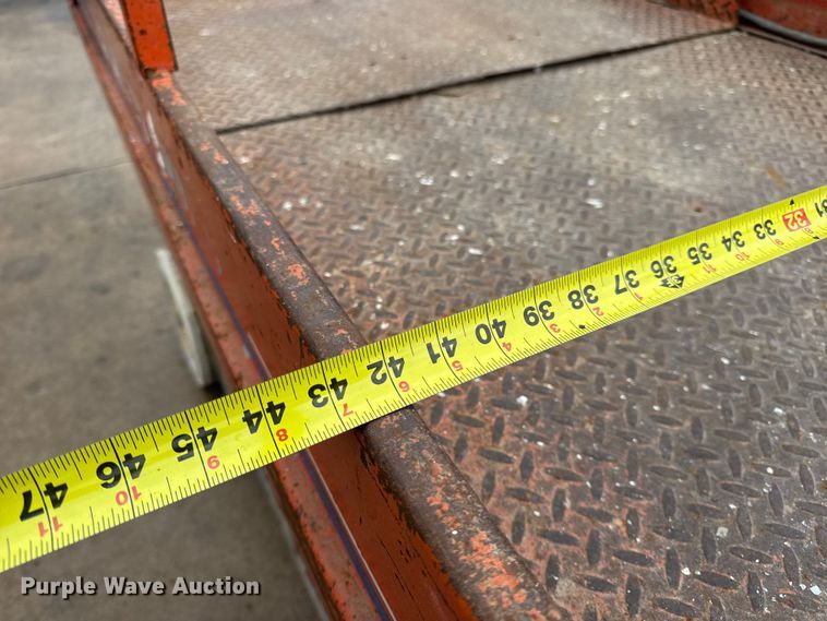 image for item EN0628 1992 SkyJack SJ-4620 scissor lift