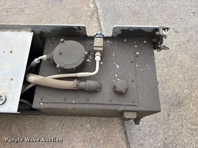 image for item EN0628 1992 SkyJack SJ-4620 scissor lift