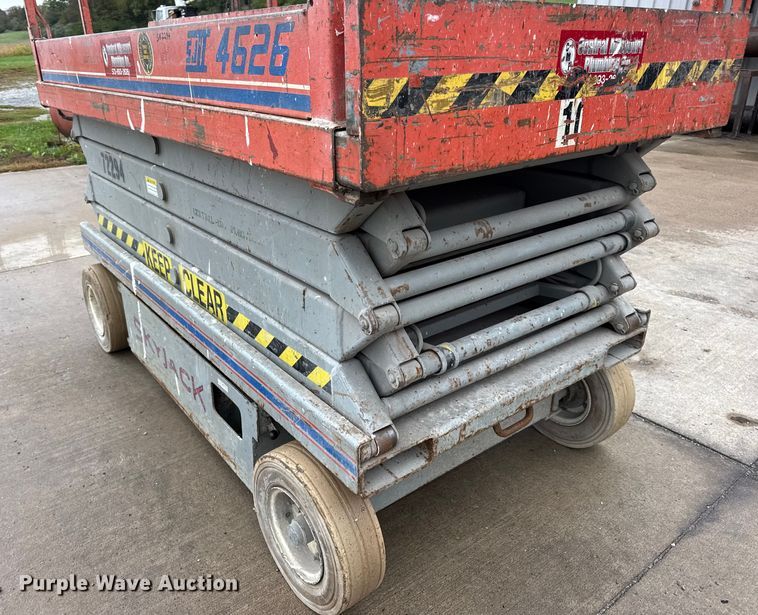 image for item EN0629 1995 SkyJack SJ-4626 scissor lift