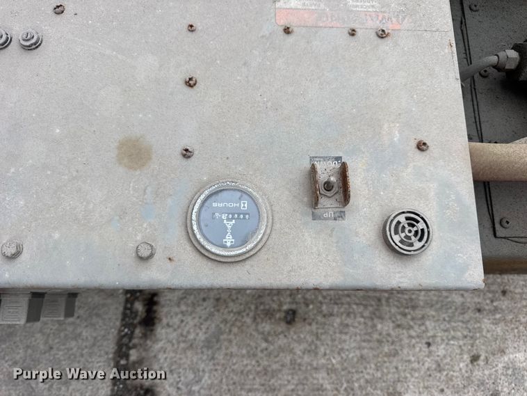 image for item EN0629 1995 SkyJack SJ-4626 scissor lift