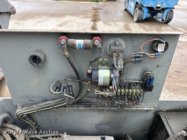 image for item EN0629 1995 SkyJack SJ-4626 scissor lift