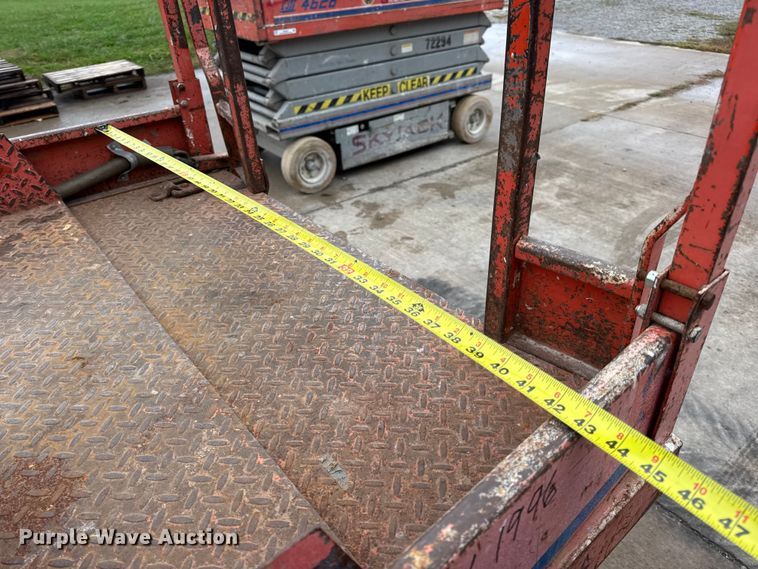 image for item EN0630 1995 SkyJack SJ-4626 scissor lift