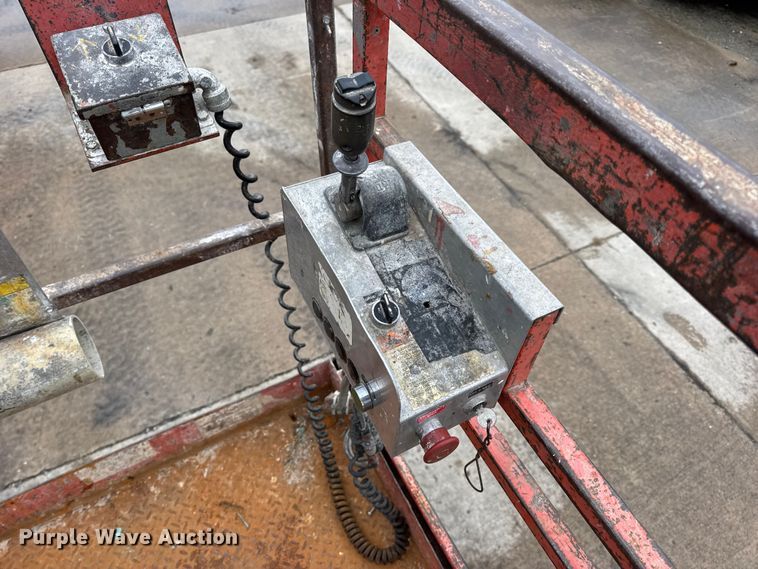 image for item EN0630 1995 SkyJack SJ-4626 scissor lift