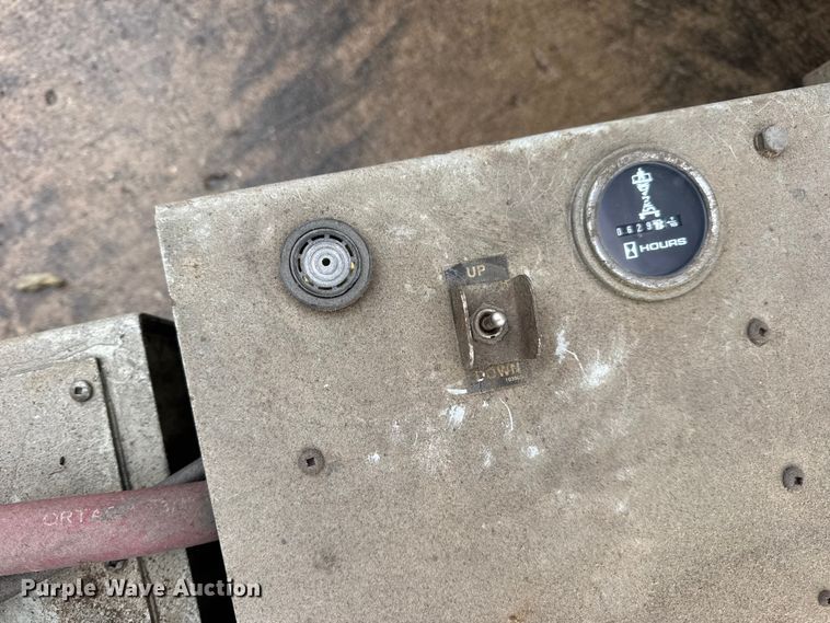 image for item EN0630 1995 SkyJack SJ-4626 scissor lift