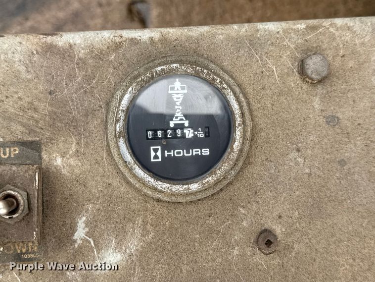 image for item EN0630 1995 SkyJack SJ-4626 scissor lift