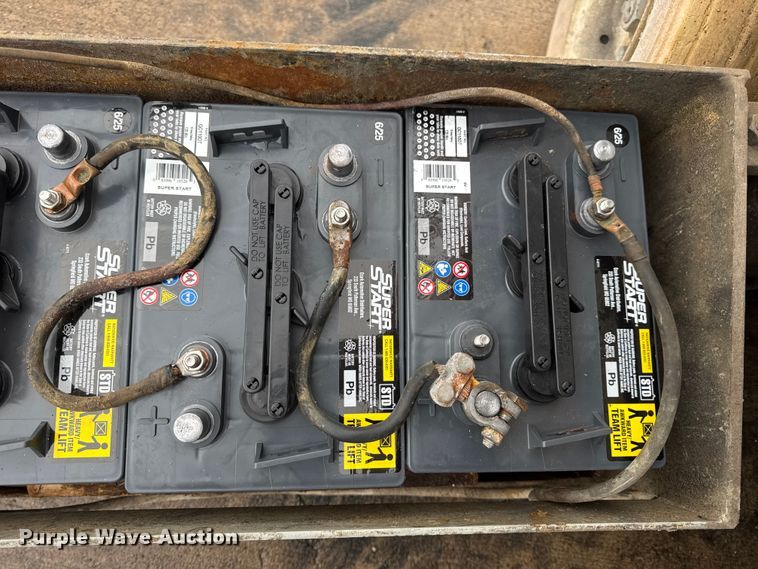 image for item EN0630 1995 SkyJack SJ-4626 scissor lift