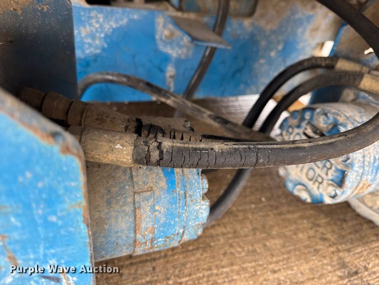 image for item EN0631 2004 Genie GS-1930 scissor lift