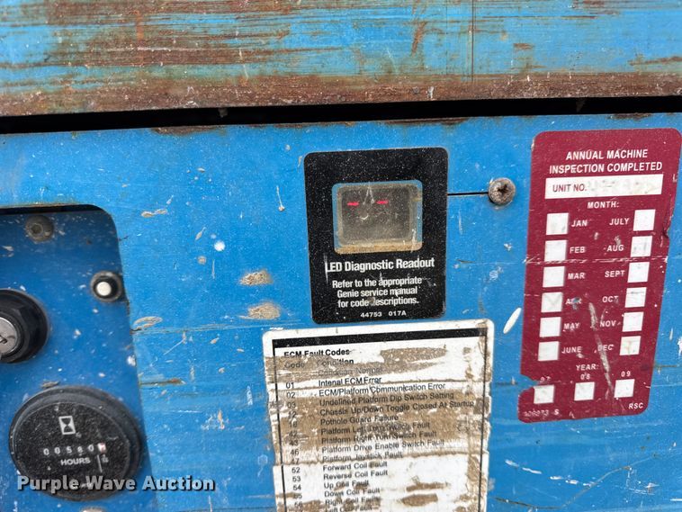 image for item EN0631 2004 Genie GS-1930 scissor lift