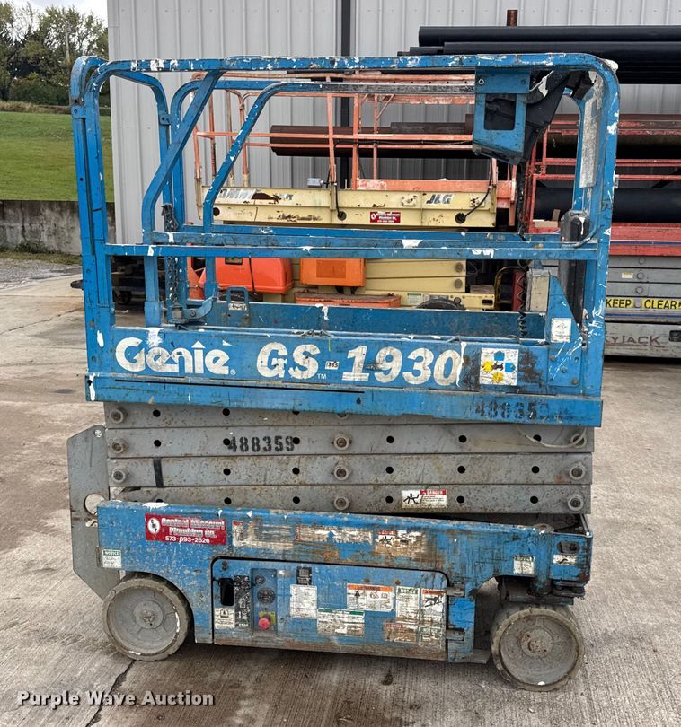 image for item EN0632 Genie GS-1930 scissor lift