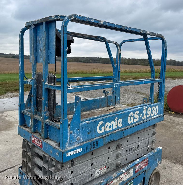 image for item EN0632 Genie GS-1930 scissor lift