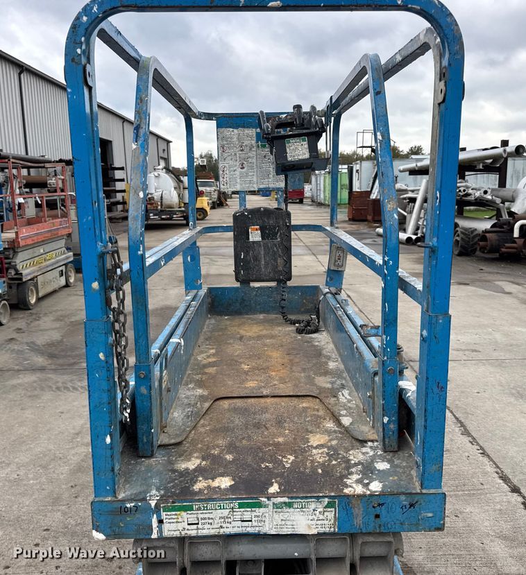 image for item EN0632 Genie GS-1930 scissor lift