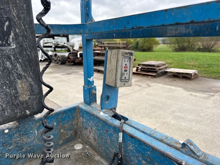 image for item EN0632 Genie GS-1930 scissor lift