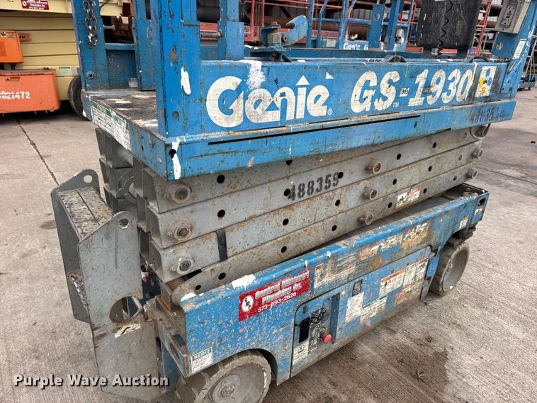 image for item EN0632 Genie GS-1930 scissor lift