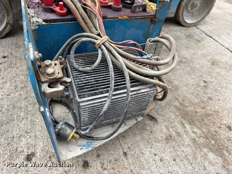 image for item EN0632 Genie GS-1930 scissor lift