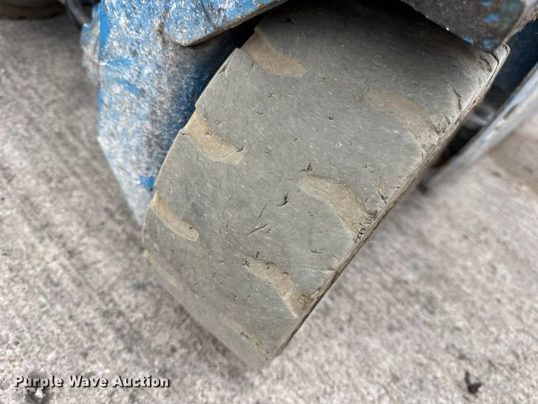 image for item EN0632 Genie GS-1930 scissor lift