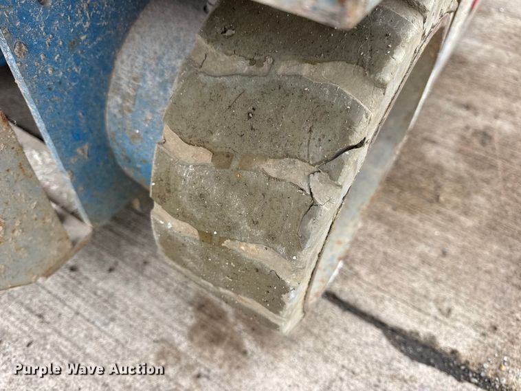 image for item EN0632 Genie GS-1930 scissor lift