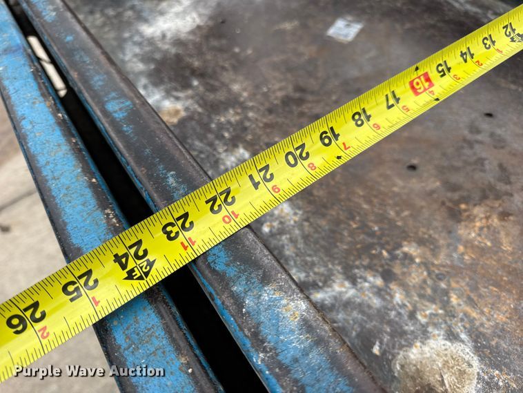 image for item EN0633 2003 Genie GS-1930 scissor lift