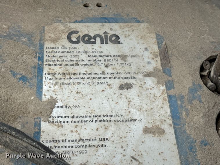 image for item EN0633 2003 Genie GS-1930 scissor lift